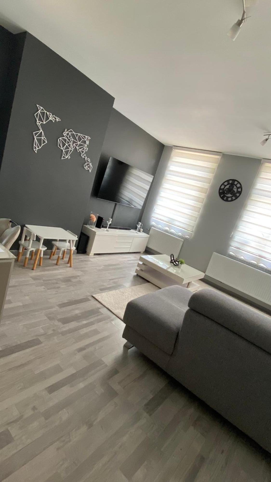Next2Airport - Appartement House Of Lions Ransart المظهر الخارجي الصورة