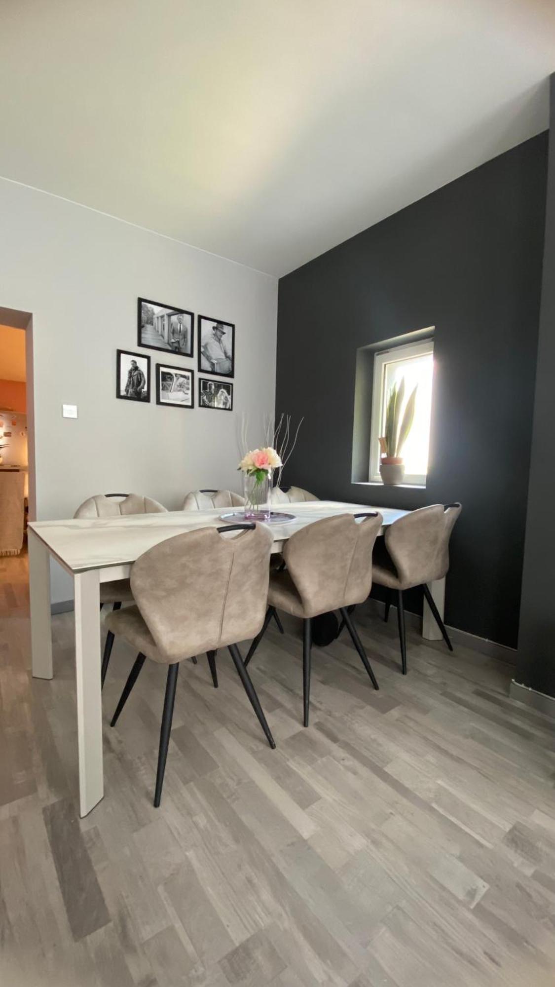 Next2Airport - Appartement House Of Lions Ransart المظهر الخارجي الصورة