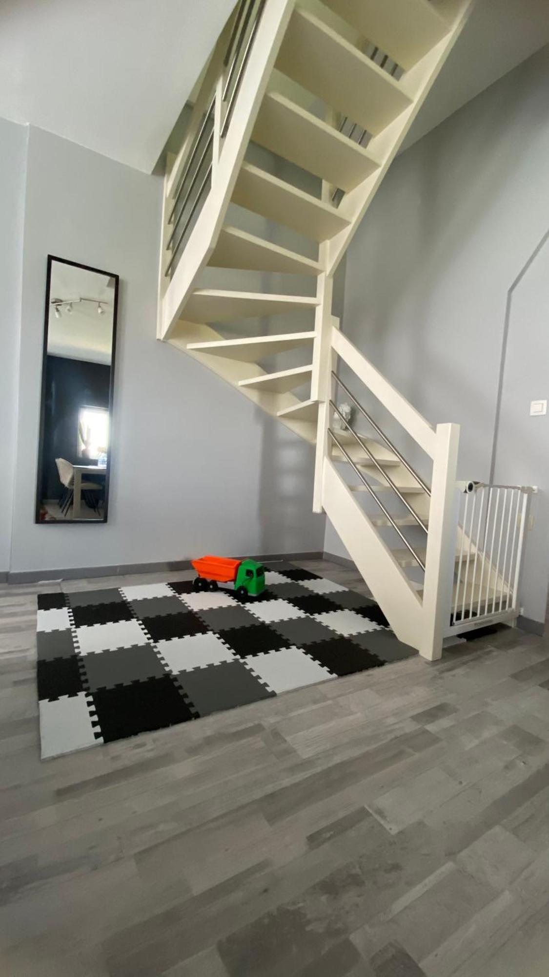 Next2Airport - Appartement House Of Lions Ransart المظهر الخارجي الصورة